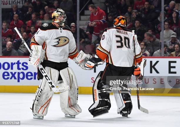 Reto Berra substitutes goaltender Ryan Miller of the Anaheim Ducks on the first period against the Montreal Canadiensin the NHL game at the Bell...