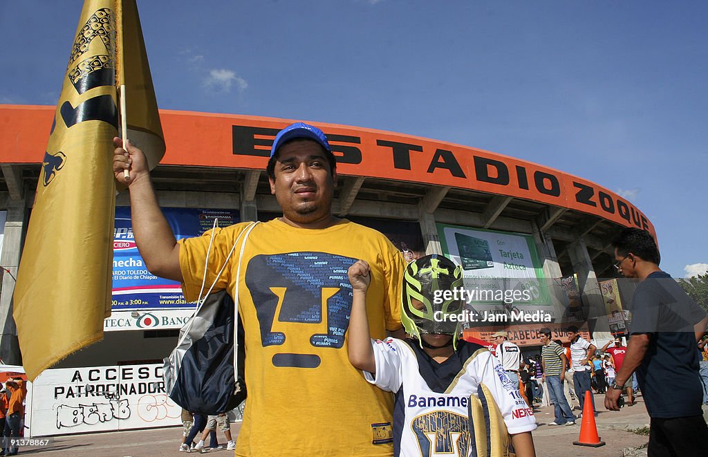 Jaguares de Chiapas v Pumas UNAM - Apertura 2009