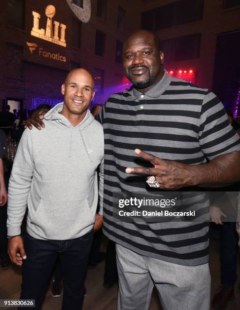 Former NFL player Jason Taylor and former NBA player Shaquille O'Neal at the Fanatics Super Bowl Party on February 3, 2018 in Minneapolis, Minnesota.