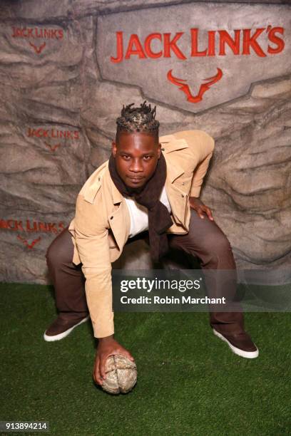 Professional football player Sean Weatherspoon arrives at the new Jack Link's Legend Lounge on February 3, 2018 in Minneapolis, Minnesota.