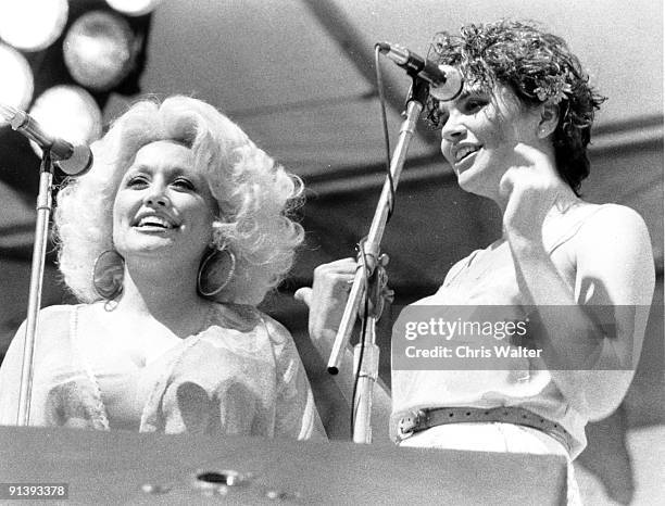 Linda R 150 Linda Ronstadt File Photos Stock Photos, High-Res Pictures, and ...