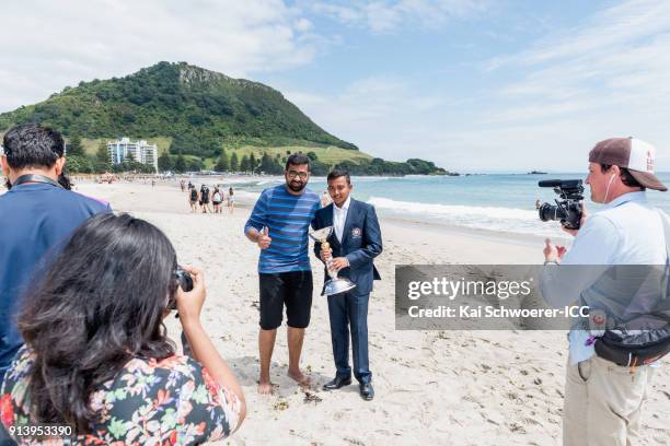 Captain Prithvi Shaw of India poses with fans during the ICC U19 Cricket World Cup media opportunity at Mount Maunganui Beach on February 4, 2018 in...