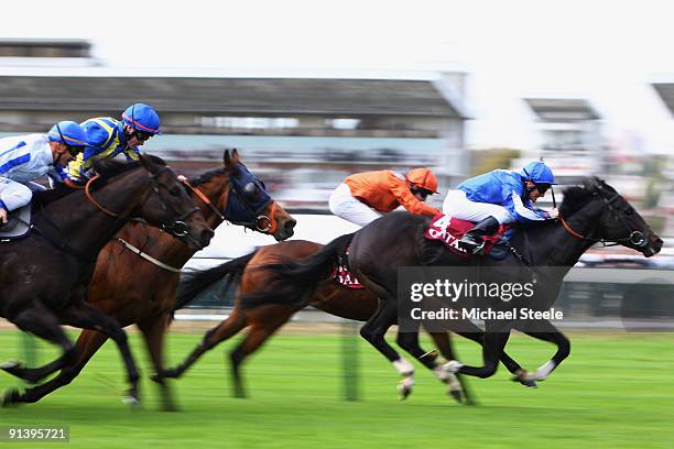 Total Gallery ridden by Jonny Murtagh wins the Qatar Prix de L'Abbaye de Longchamp race during the Qatar Prix de L'Arc de Triomphe meeting at the...