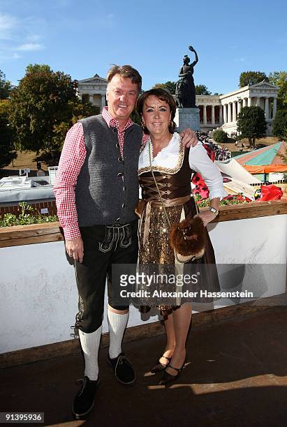 Head coach Louis van Gaal of Bayern Muenchen and his wife Truus attend the Oktoberfest beer festival at the Kaefer Wiesnschaenke tent on October 4,...