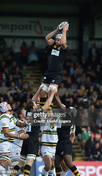 Dan Ward-Smith of Wasps catches the ball in the lineout during the Guinness Premiership match between London Wasps and Northampton Saints at Adams...