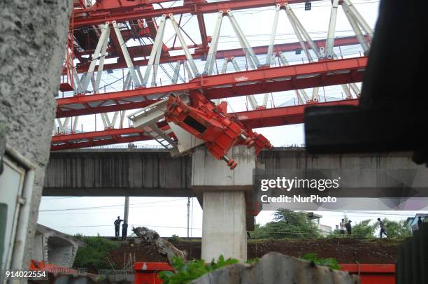 Teeming Platform 1,410 Teeming Platform Stock Photos, High-Res Pictures, and Images ...