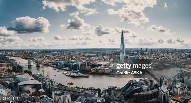 aerial view of london - grande londres imagens e fotografias de stock