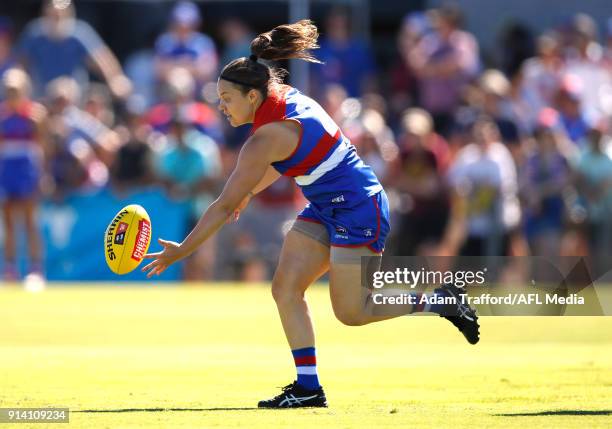 Kirsty Lamb of the Bulldogs in action during the 2018 AFLW Round 01 match between the Western Bulldogs and the Fremantle Dockers at VU Whitten Oval...