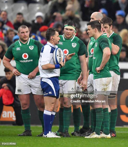 Paris , France - 3 February 2018; Referee Nigel Owens speaks to Jonathan Sexton of Ireland during the NatWest Six Nations Rugby Championship match...