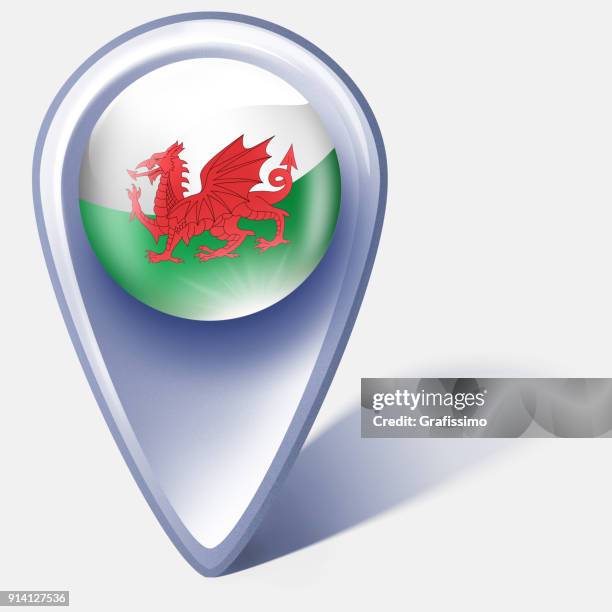 wales-taste kartenzeiger mit walisische flagge isoliert auf weiss - welsh flag stock-grafiken, -clipart, -cartoons und -symbole