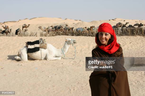 beduin girl in sahara desert - hot arabic girl stock pictures, royalty-free photos & images
