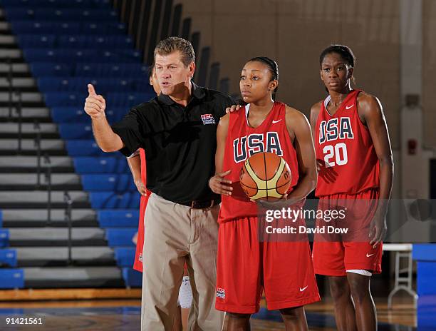 Head coach Geno Auriemma discusses a play with Renee Montgomery and Shameka Christon of the Women's USA Basketball team during the National Team Fall...