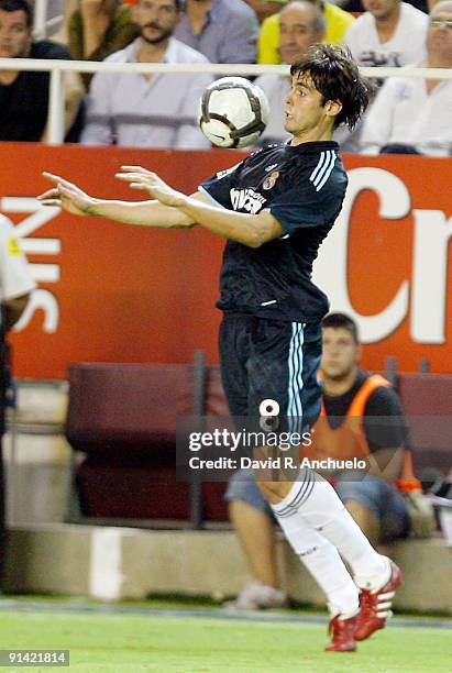 Kaka of Real Madrid controls the ball during the La Liga match between Sevilla and Real Madrid at Estadio Ramon Sanchez Pizjuan on October 4, 2009 in...