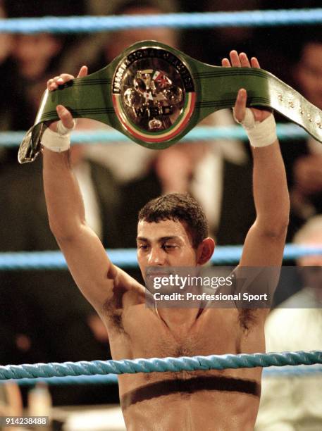 Prince Naseem Hamed of Great Britain retains his WBC super bantamweight title by defeating Sergio Liendo of Argentina at The Forum in Livingston,...