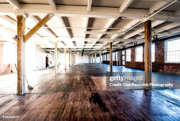 construction - building atrium stock pictures, royalty-free photos & images