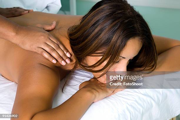 massage - fotoshoot stock pictures, royalty-free photos & images