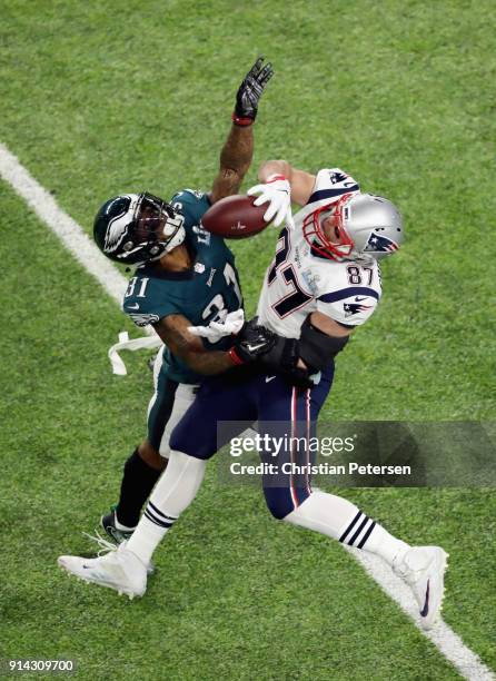 Rob Gronkowski of the New England Patriots attempts a catch defended by Jalen Mills of the Philadelphia Eagles in the second quarter of the Super...