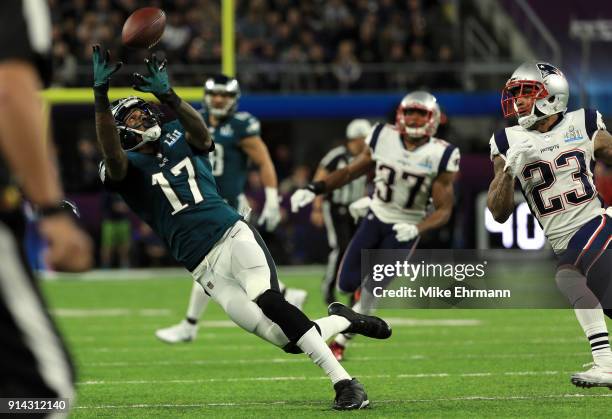 Alshon Jeffery of the Philadelphia Eagles catches a pass against Patrick Chung of the New England Patriots during the second quarter in Super Bowl...