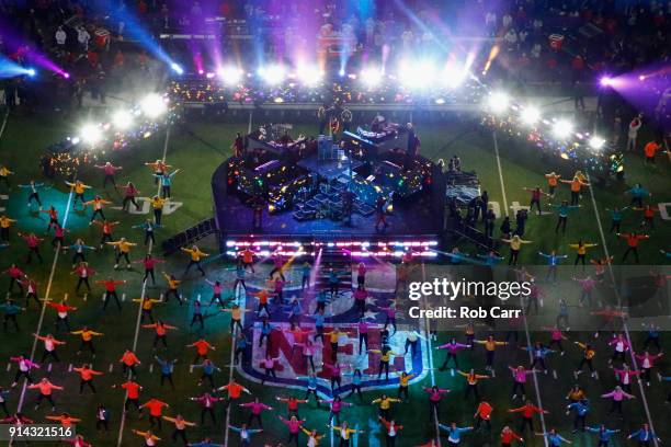 Justin Timberlake performs during the Pepsi Super Bowl LII Halftime Show at U.S. Bank Stadium on February 4, 2018 in Minneapolis, Minnesota.