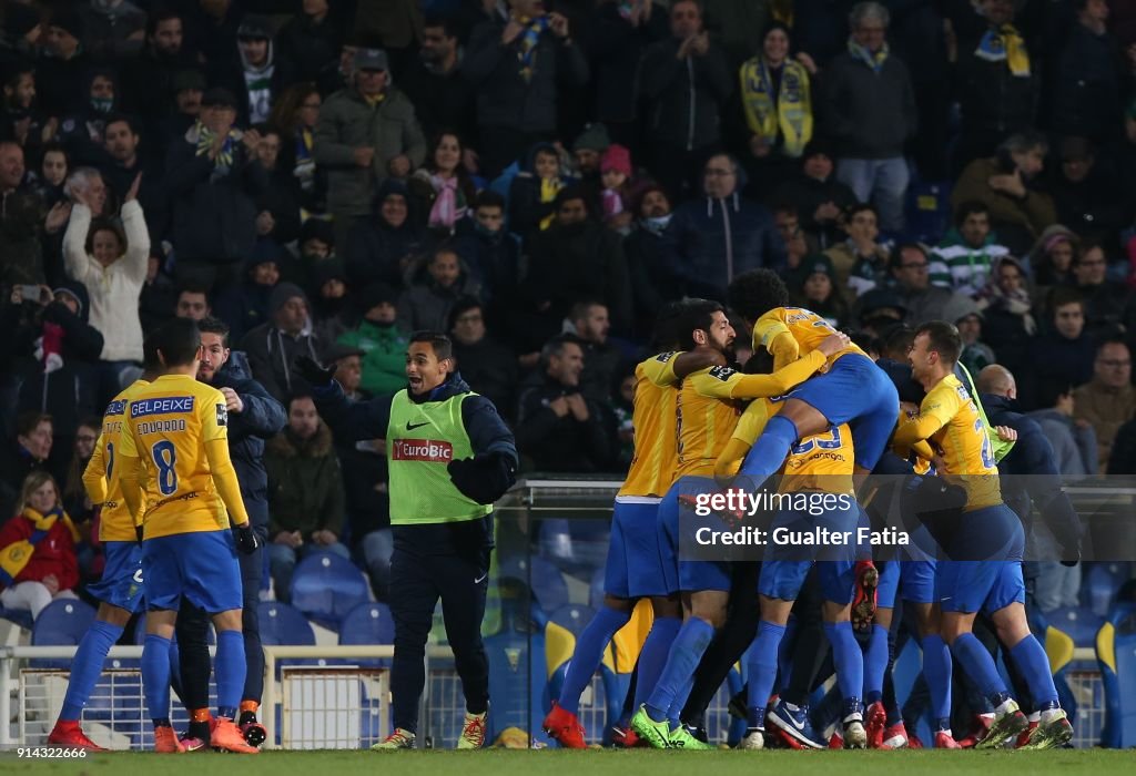 GD Estoril Praia v Sporting CP - Primeira Liga