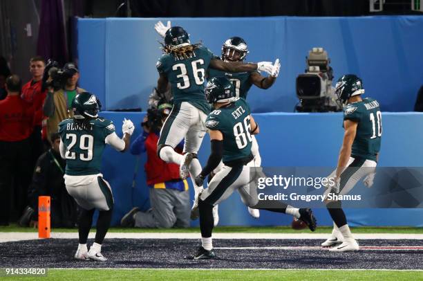 Corey Clement of the Philadelphia Eagles celebrates with Jay Ajayi, LeGarrette Blount, Zach Ertz, and Mack Hollins after a 22-yard touchdown catch...