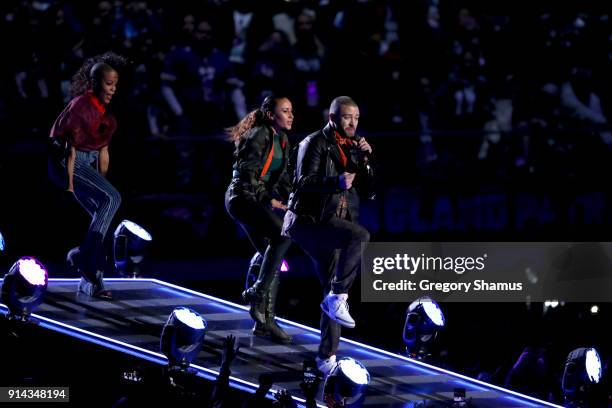 Justin Timberlake performs during the Pepsi Super Bowl LII Halftime Show at U.S. Bank Stadium on February 4, 2018 in Minneapolis, Minnesota.