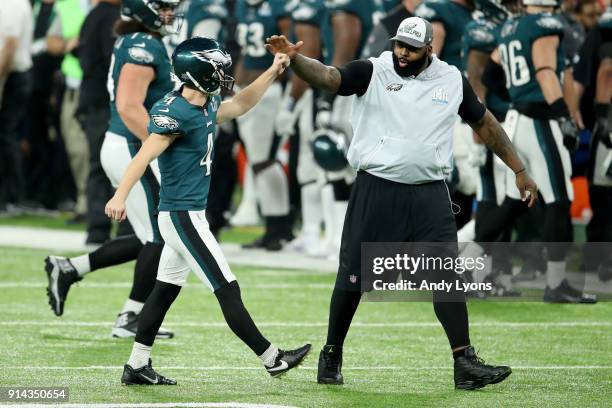 Jake Elliott of the Philadelphia Eagles celebrates against the New England Patrioagainst the New England Patriotsduring the fourth quarter in Super...