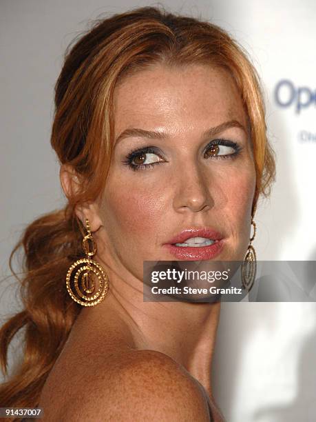 Poppy Montgomery arrives at Operation Smile's 8th Annual Smile Gala at The Beverly Hilton Hotel on October 2, 2009 in Beverly Hills, California.