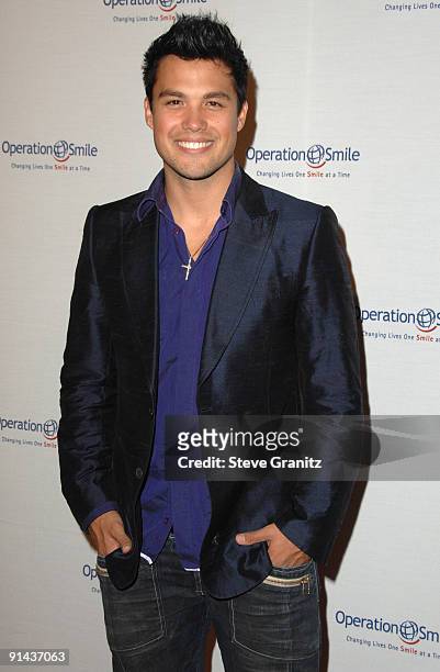 Michael Copon arrives at Operation Smile's 8th Annual Smile Gala at The Beverly Hilton Hotel on October 2, 2009 in Beverly Hills, California.