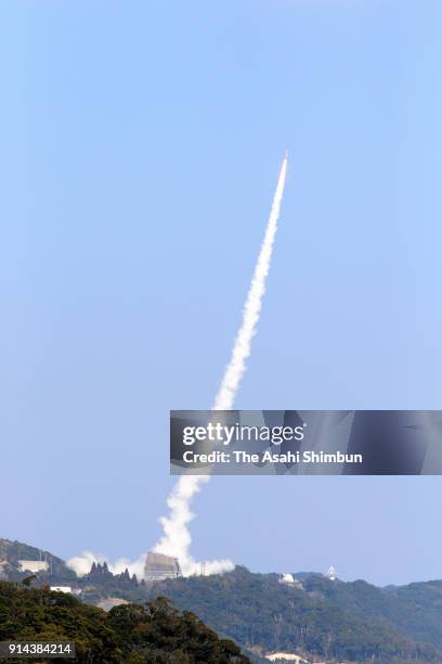 Ss 520 5 Rocketship Orbital Flight Photos and Premium High Res Pictures - Getty Images