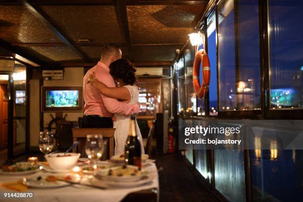 romantic night at restaurant - 1 year anniversary stock pictures, royalty-free photos & images