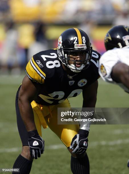 Safety Chris Hope of the Pittsburgh Steelers looks across the line of scrimmage during a game against the Baltimore Ravens at Heinz Field on...