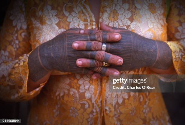 Mano Dayak Fotografías e imágenes de stock Getty Images