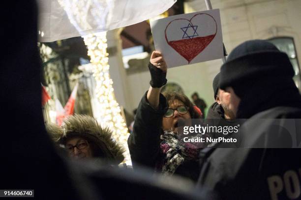 Contrmanifestation to far-right protest near Presidental Palace in Warsaw on February 5, 2018 Manifestation organized by Far-Right groups to protest...