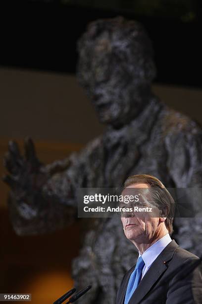 Outgoing Chairman Franz Muentefering of the German Social Democrats adresses the media during a press conference following a meeting of the party's...