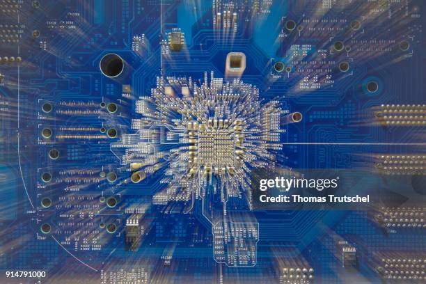 Computer Board Zoom In Zoomed In View Photos and Premium High Res Pictures - Getty Images