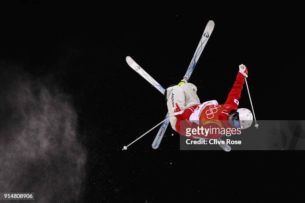 Mogul Skier Daichi Hara of Japan trains ahead of the PyeongChang 2018 Winter Olympic Games at Phoenix Park on February 6, 2018 in Pyeongchang-gun,...
