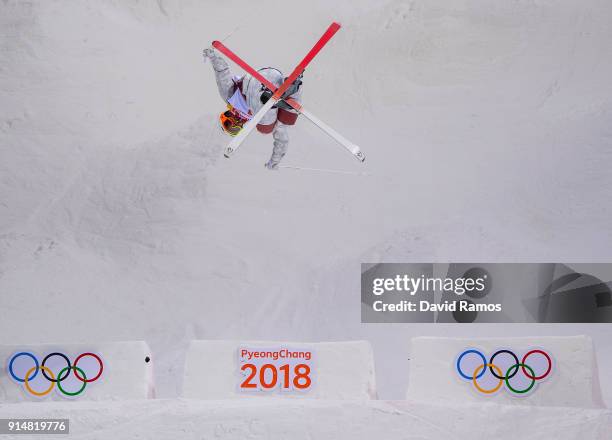 Moguls Skier Mikael Kingsbury of Canada trains ahead of the PyeongChang 2018 Winter Olympic Games at the Bokwang Phoenix Snow Park on February 6,...