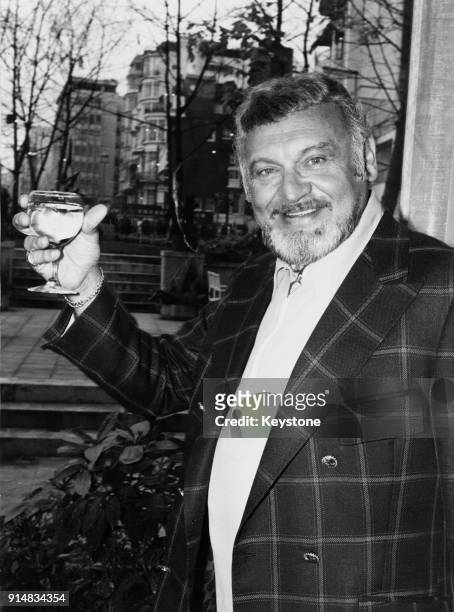 Italian American singer Frankie Laine at a reception in London, at the start of his British tour, 7th November 1974.