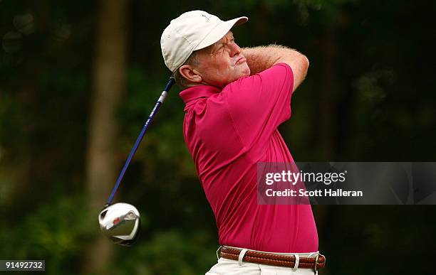 Greater Hickory Classic - Round Two, News Photo