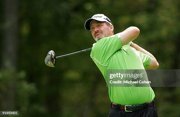 Jerry Kelly hits a shot during the final round of the Deutsche Bank Championship at TPC Boston held on September 7, 2009 in Norton, Massachusetts.