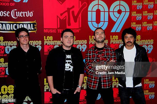 Music group Finde arrive at MTV Latino Awards 2009 at the Racetrack of the Americas on October 5, 2009 in Mexico City, Mexico