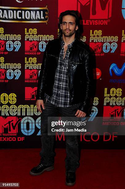 Actor Antonio Gaona arrives at MTV Latino Awards 2009 at the Racetrack of the Americas on October 5, 2009 in Mexico City, Mexico