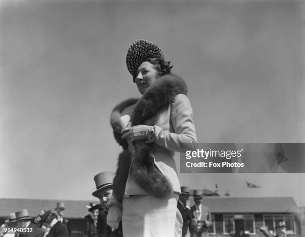 Argentine-born English actress Martita Hunt at Oakes Day, a race for fillies only at Epsom, UK, 26th May 1939.