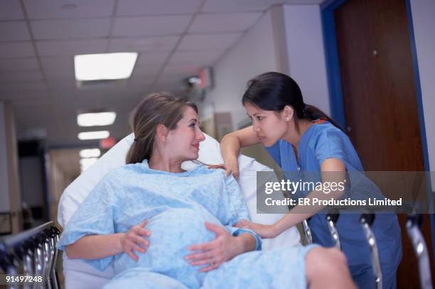 In Labour Stages Of Pregnancy Labor Photos and Premium High Res Pictures - Getty ...