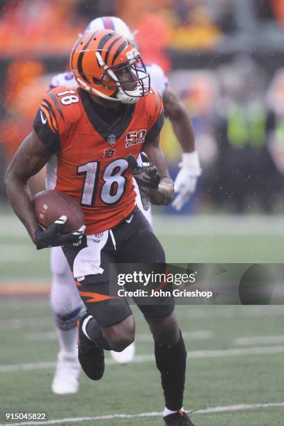 Green of the Cincinnati Bengals runs the football upfield during the game against the Buffalo Bills at Paul Brown Stadium on Ocotber 8, 2017 in...