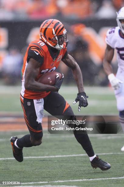 Green of the Cincinnati Bengals runs the football upfield during the game against the Buffalo Bills at Paul Brown Stadium on Ocotber 8, 2017 in...