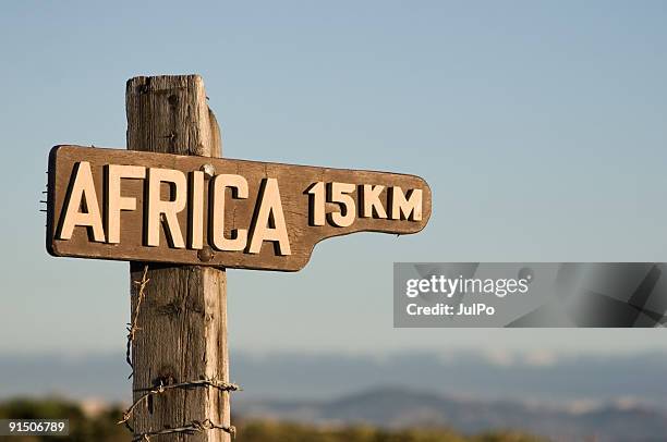africa è più vicino - south africa foto e immagini stock
