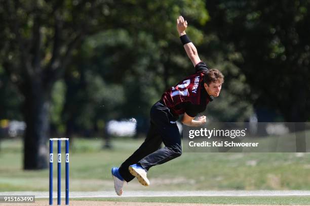 Matt Henry of Canterbury bowls during the One Day Ford Trophy Cup match between Canterbury and Auckland on February 7, 2018 in Christchurch, New...