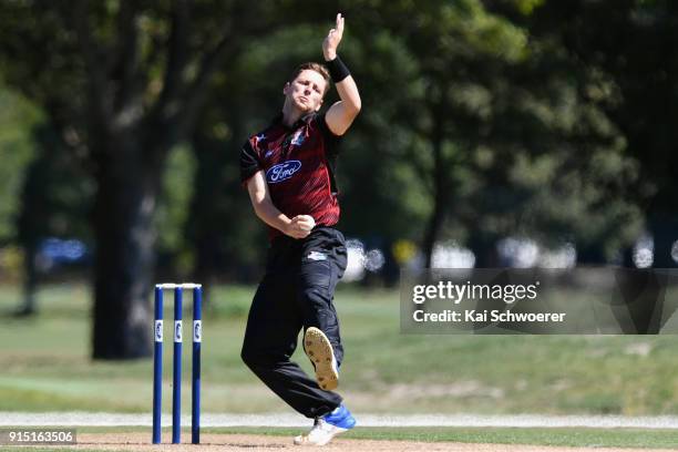 Matt Henry of Canterbury bowls during the One Day Ford Trophy Cup match between Canterbury and Auckland on February 7, 2018 in Christchurch, New...